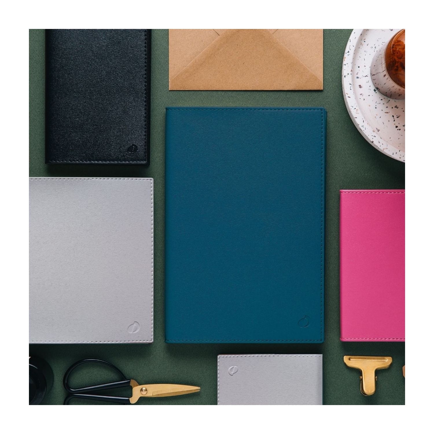 Agenda 2025 QUO VADIS Note 15 S Soho - 1 semaine + notes - 10 x 15 cm - Noir - 3371010448371