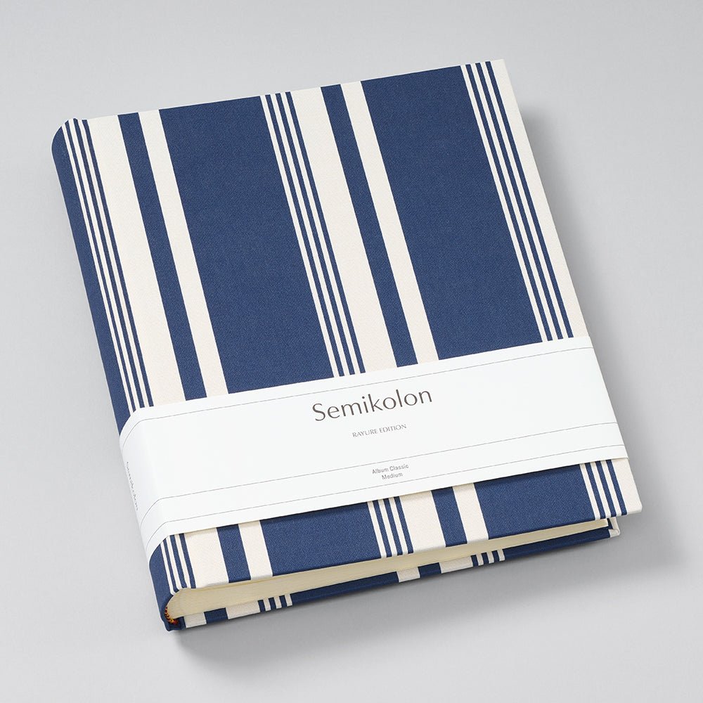 Album photo SEMIKOLON Rayure Edition Classic Medium - 21.6 x 25.5 cm - 80 pages - Marine/Chamois - 4070409002673