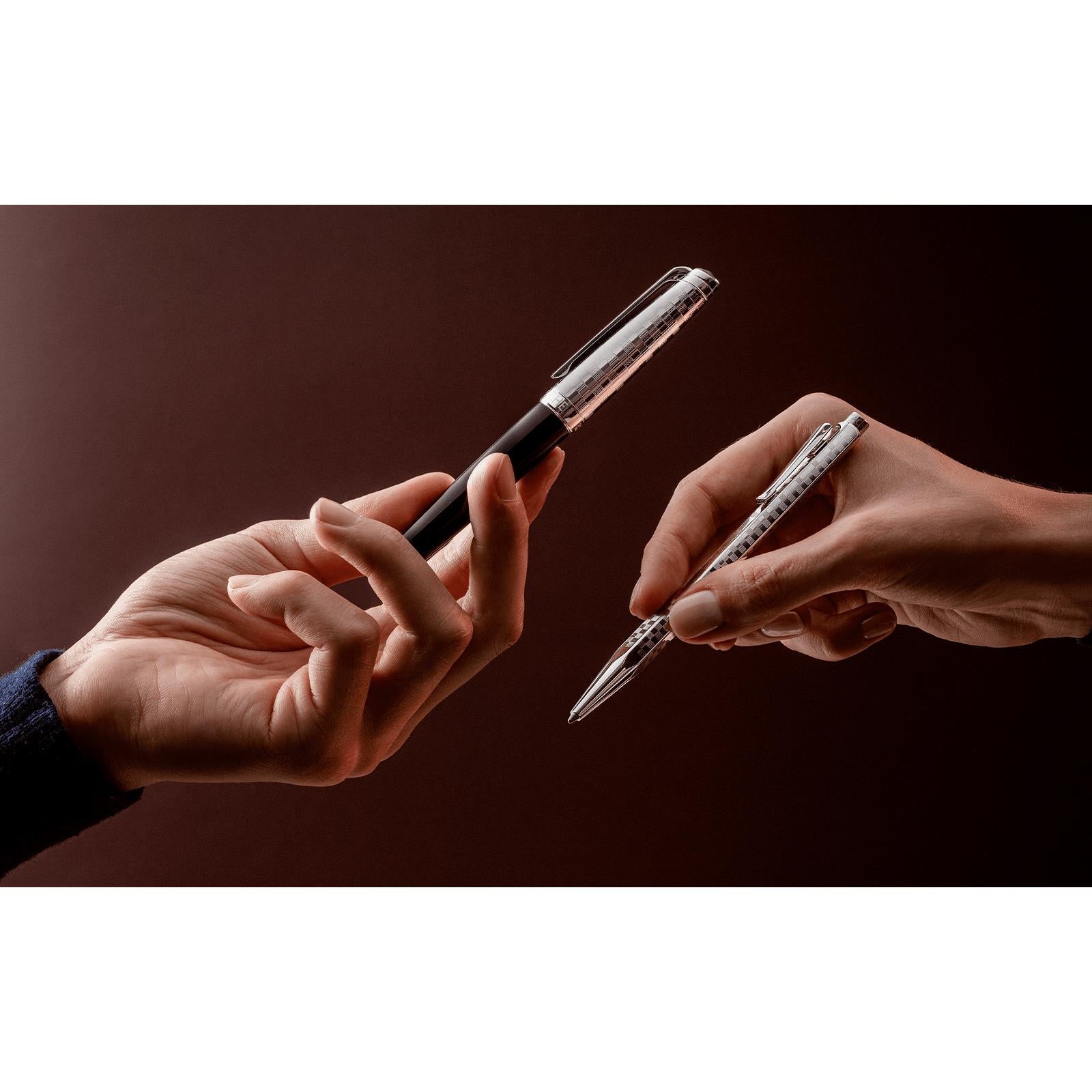 Set stylo bille CARAN D'ACHE Ecridor Damier Édition Spéciale - Gris Argenté - 7630002365208