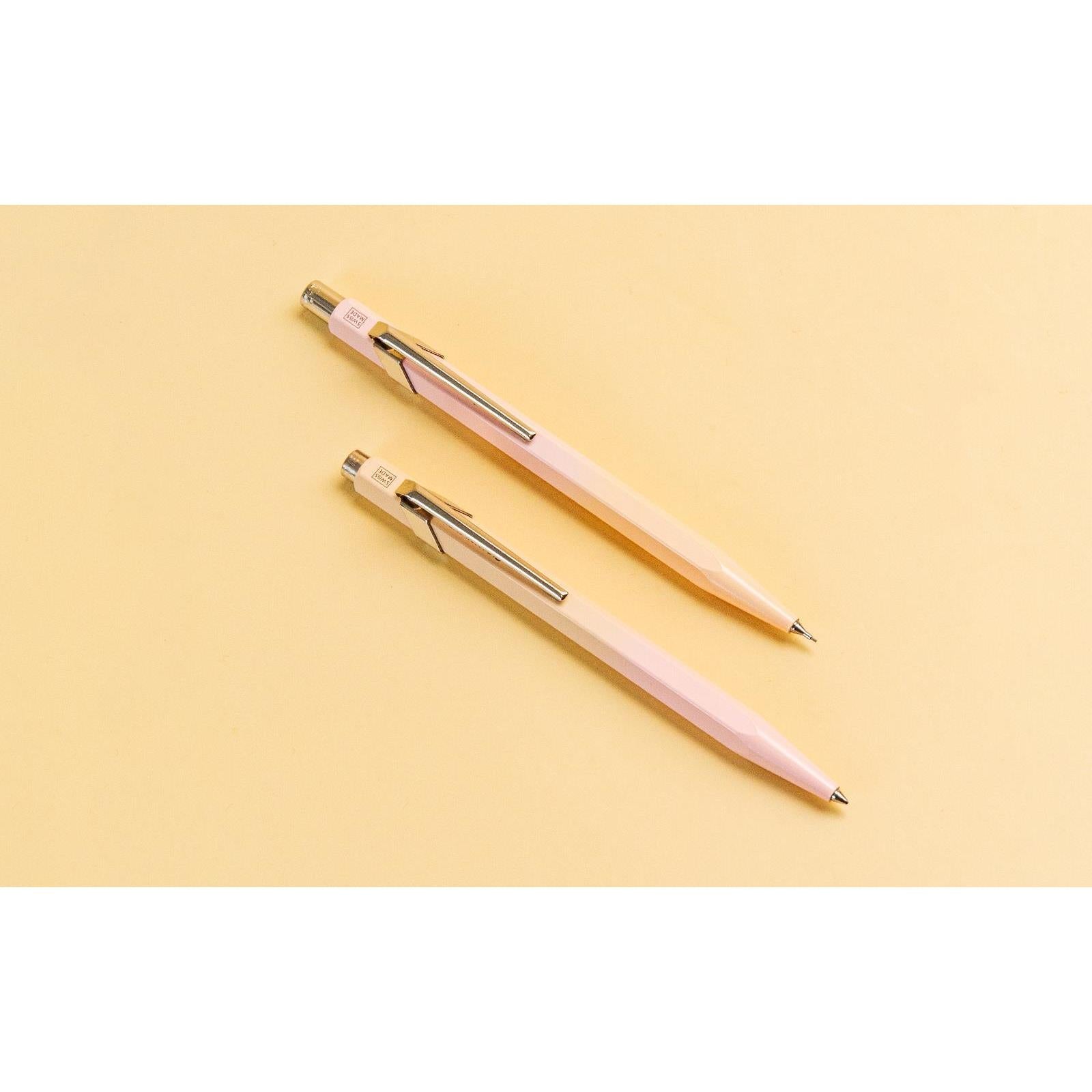 Set stylo bille + porte-mine CARAN D'ACHE 849 Horizon Édition Spéciale -