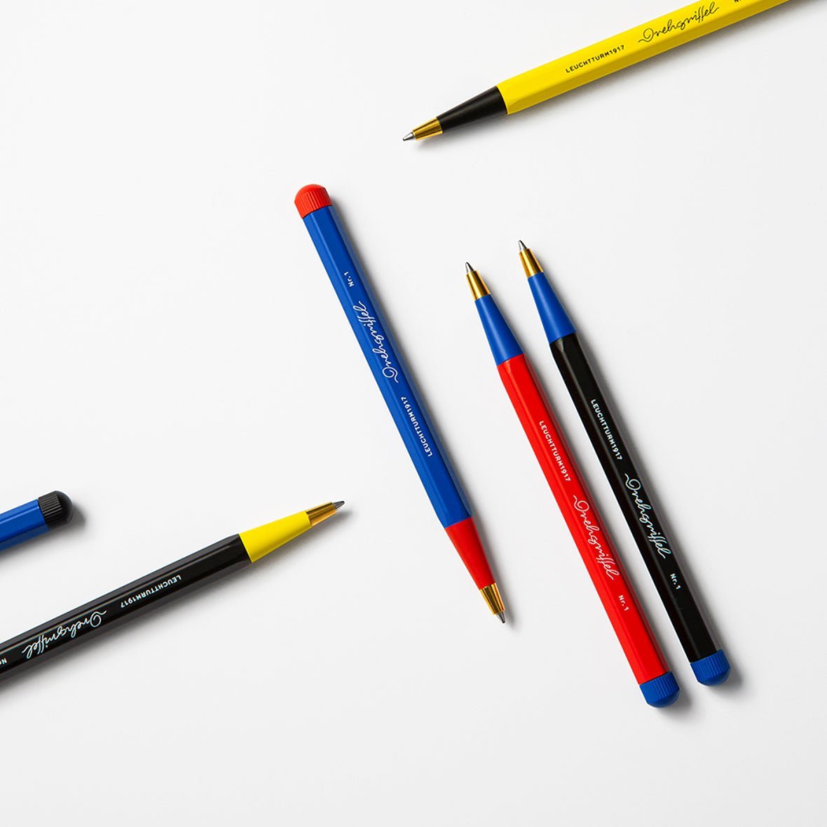 Stylo bille LEUCHTTURM1917 Drehgriffel Nr. 1 Bauhaus Edition - Black/Royal Blue - 4004117616365