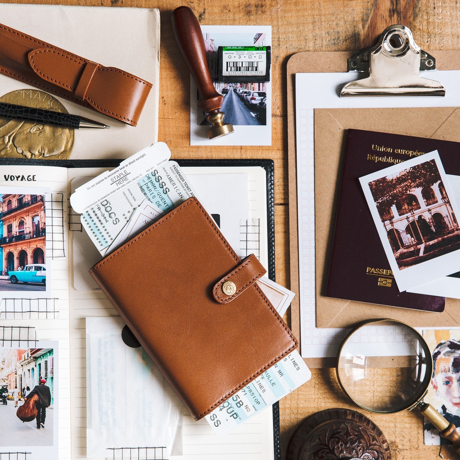 Organiseur MIGNON SK12 - 9 x 13 cm - 1 semaine sur 2 pages - Orientation horizontale - Veau Boboli camel