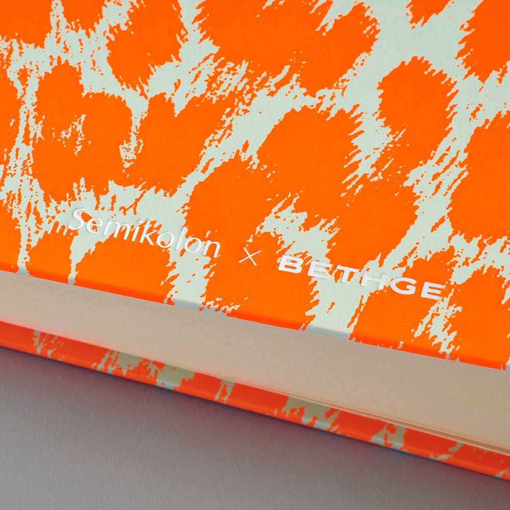 Album photo SEMIKOLON x BETHGE Edition Classic Medium - 21.6 x 25.5 cm - 80 pages - Neonorange - 4070409002536