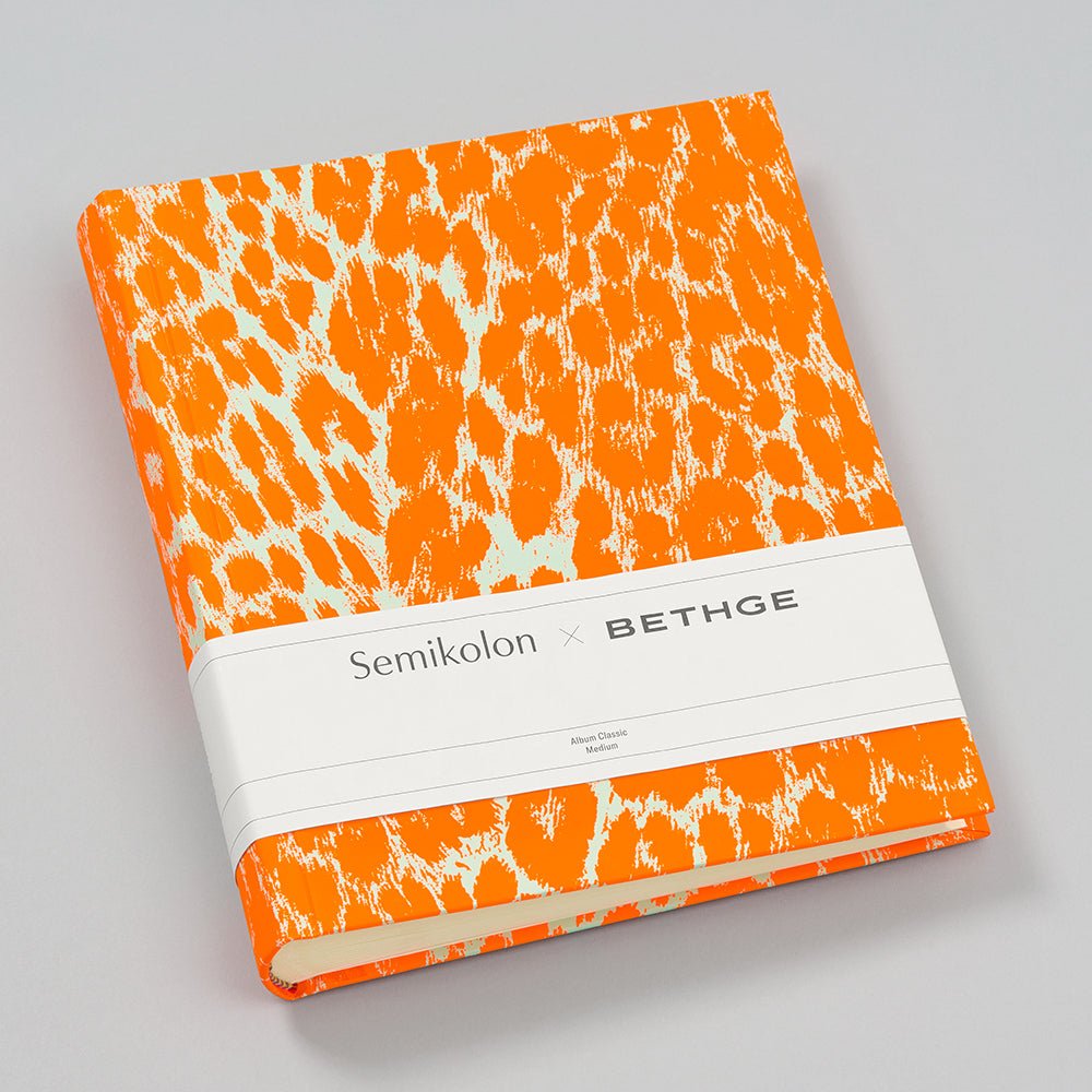 Album photo SEMIKOLON x BETHGE Edition Classic Medium - 21.6 x 25.5 cm - 80 pages - Neonorange - 4070409002536
