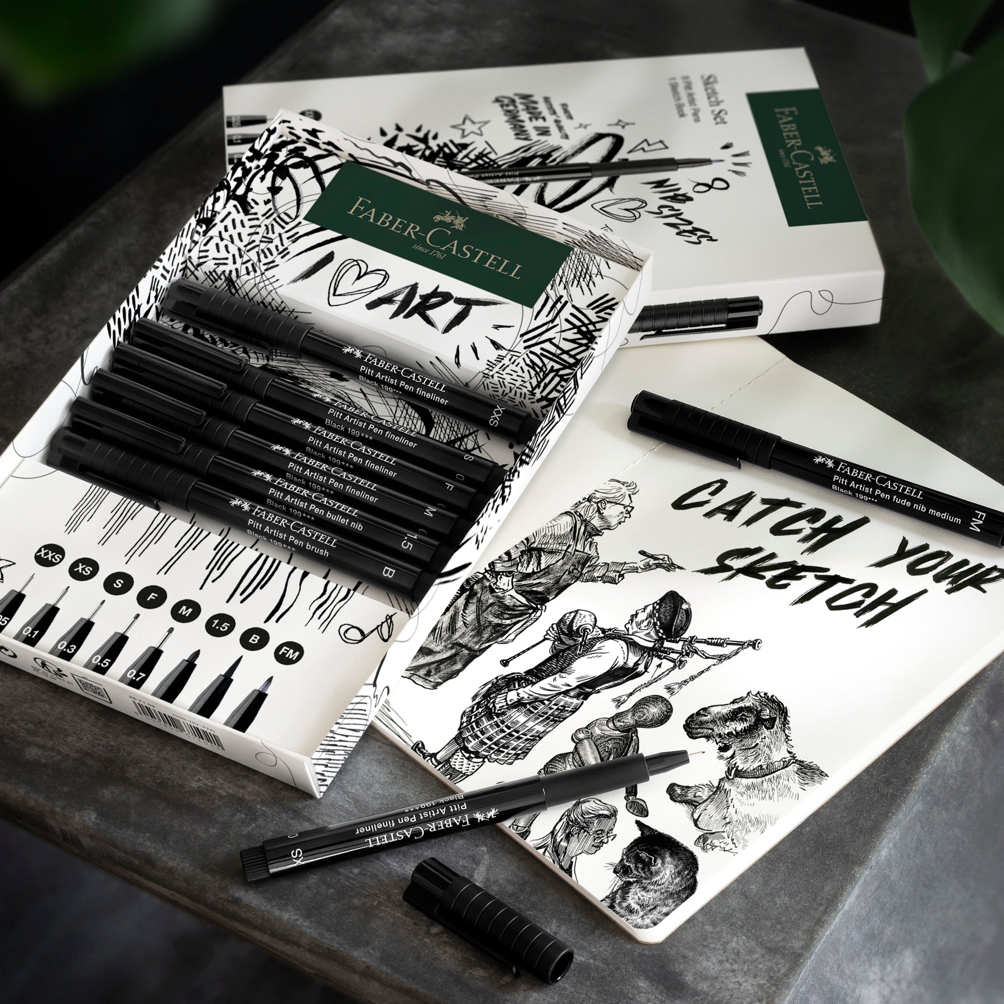 Feutres pigmentés PITT ARTIST PENS - Coffret 8 feutres noirs XXS/XS/S/F/M/1.5/B/FM + Sketchbook - FABER - CASTELL - 4005402671021