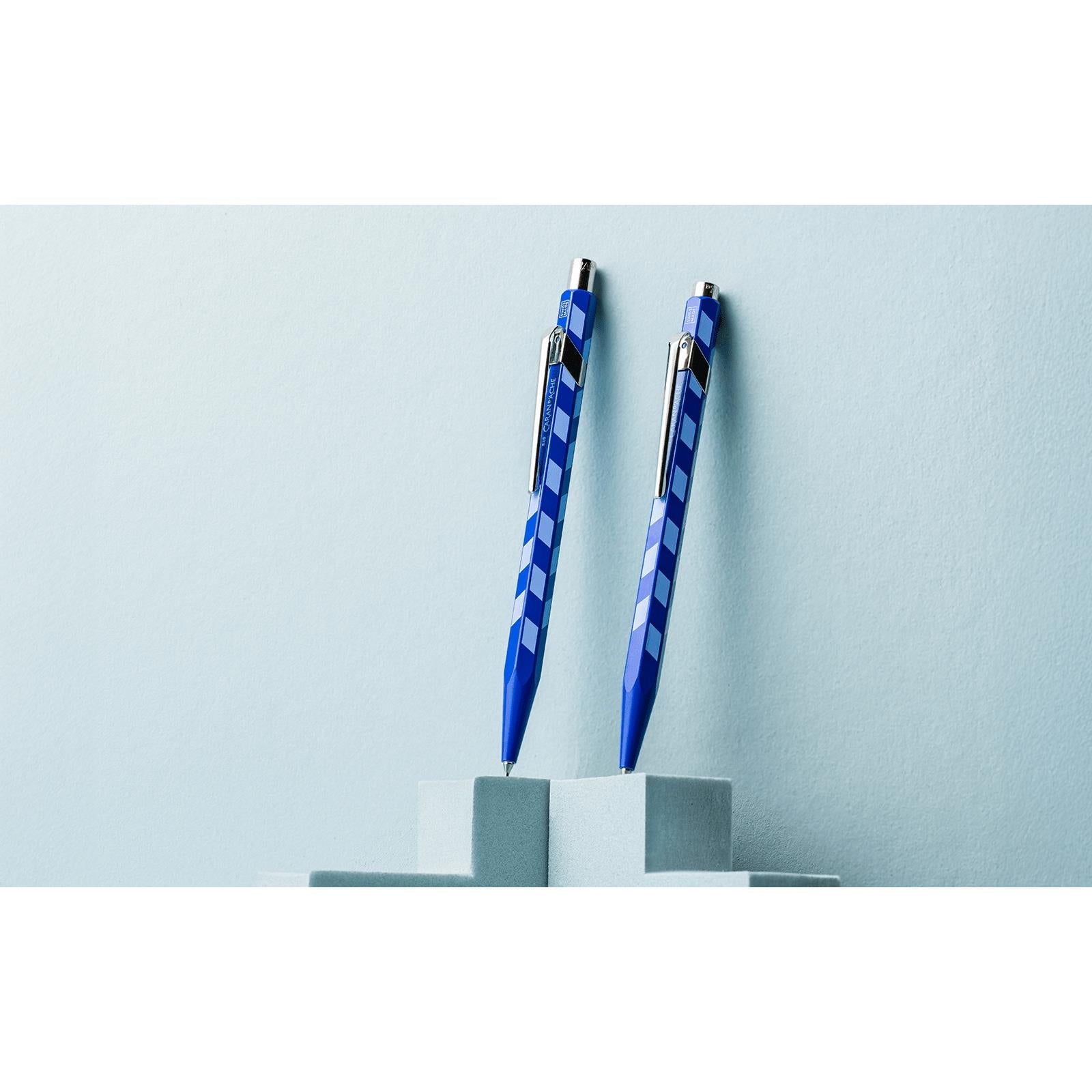 Porte - mine CARAN D'ACHE 849 Mosaic Édition Spéciale - Bleu Roi - 7630002364621