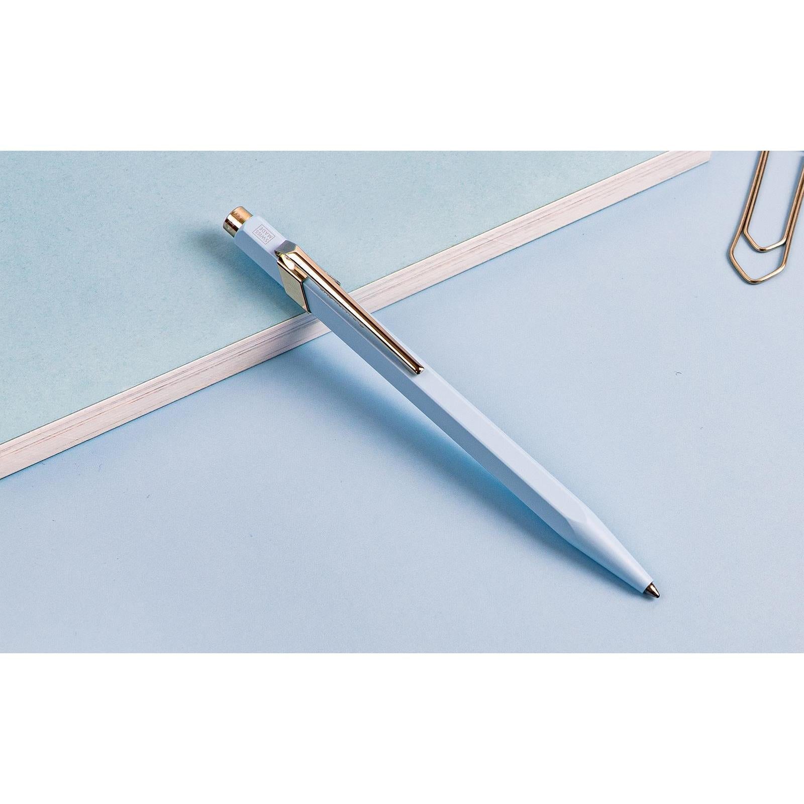 Stylo bille CARAN D'ACHE 849 Pastel - Bleu Pastel - 
