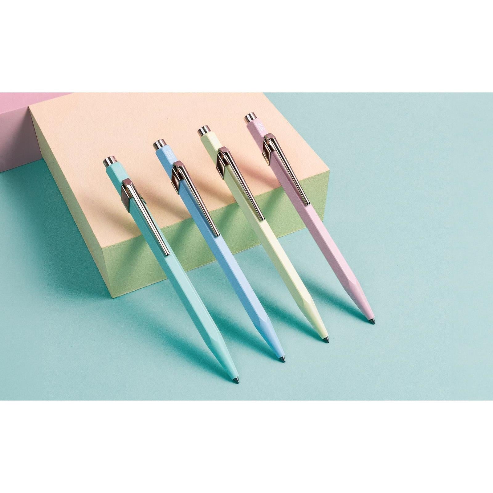 Stylo bille CARAN D'ACHE 849 Pastel - Jaune Pastel - 