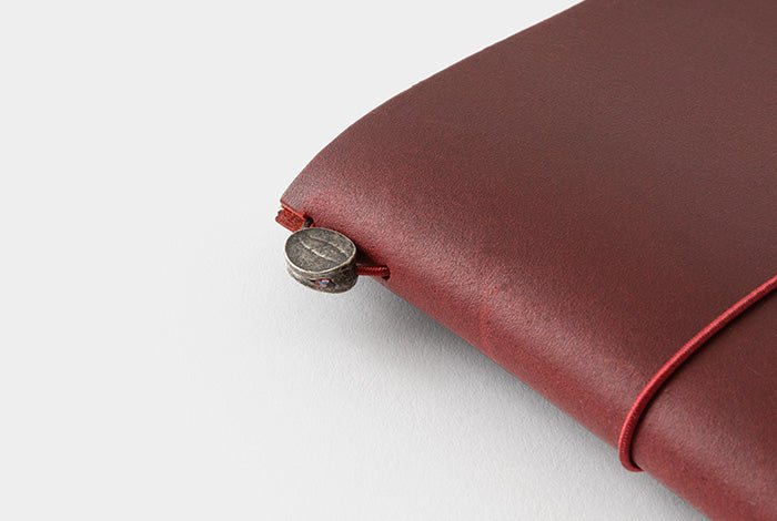 TRAVELER'S notebook LOVE AND TRIP Red - passport size - rouge - 